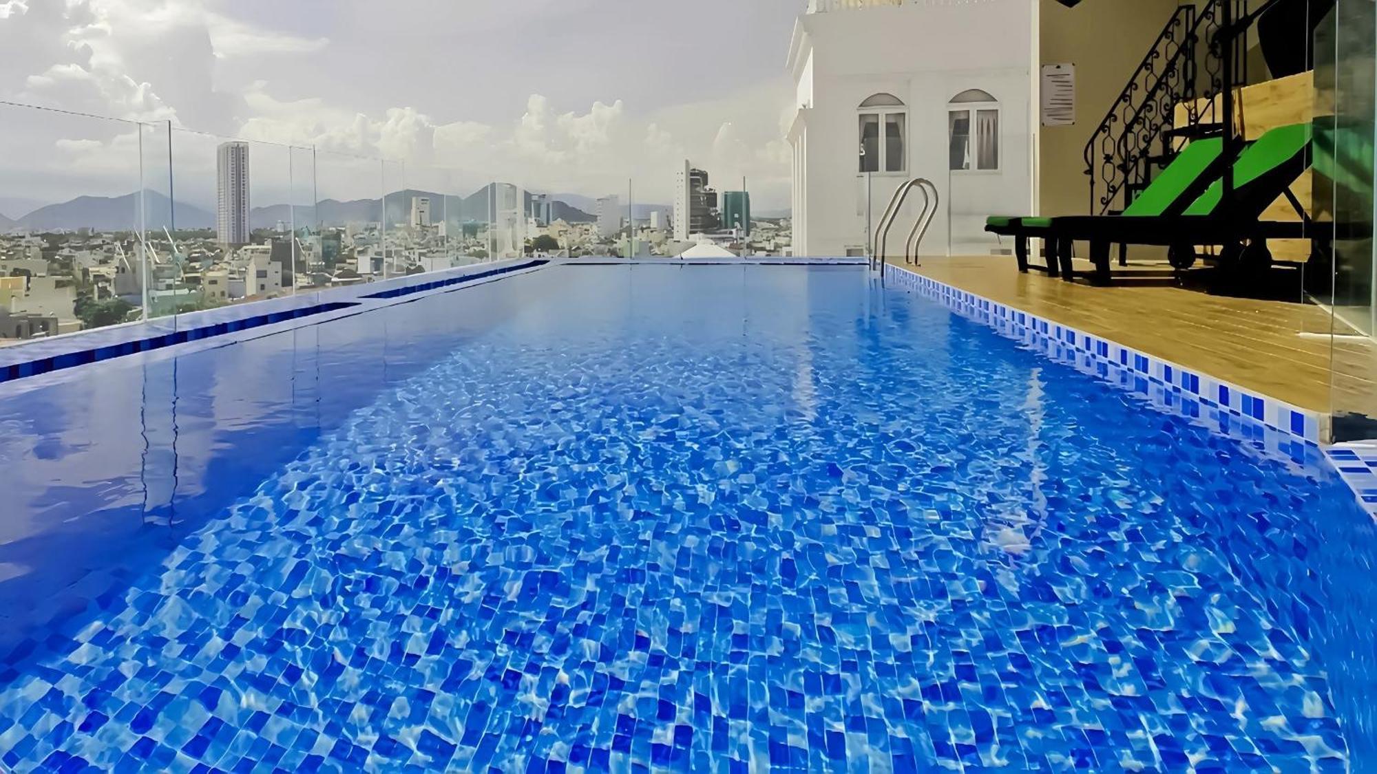 Central Hotel & Spa Danang Dış mekan fotoğraf
